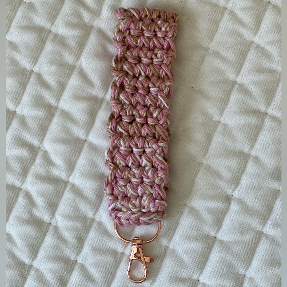 COPY - HANDMADE 5 inch crochet wristlet keychain pink and gold/bronze HANDCRAFT…